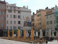184 TOULON LA VILLE (49)